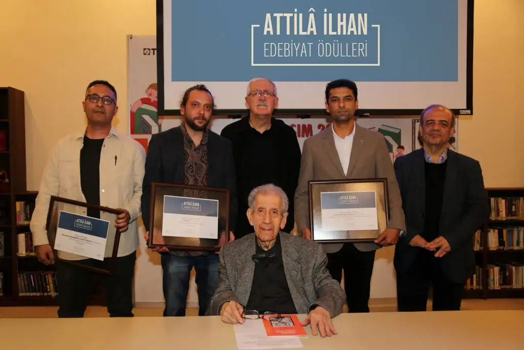 2024 Attilâ İlhan Edebiyat Ödülleri kazananları – Ali İpek, Onur Sakarya, Özgür Mutlu ve ödül törenine dair detaylar.