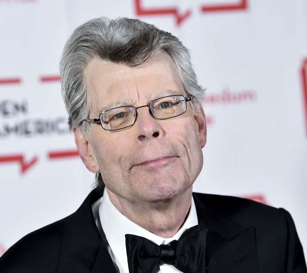 Stephen King portresi – çağdaş edebiyatın en üretken yazarlarından